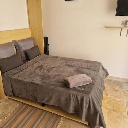 Le Sunset Apartment Бандол Екстериор снимка