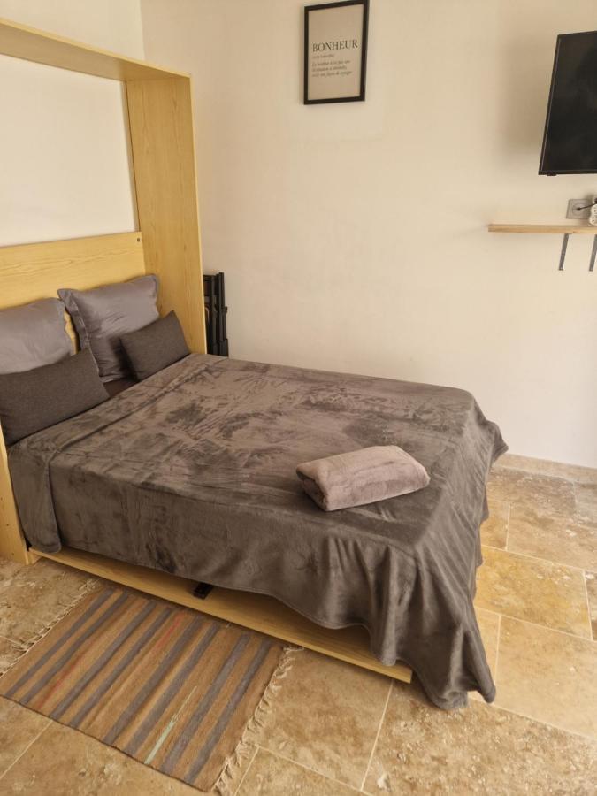 Le Sunset Apartment Бандол Екстериор снимка